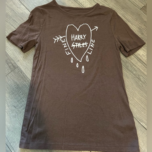 Harry Styles shirt - Picture 2 of 5